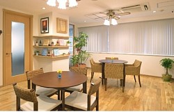 ペレ・グレイス本社